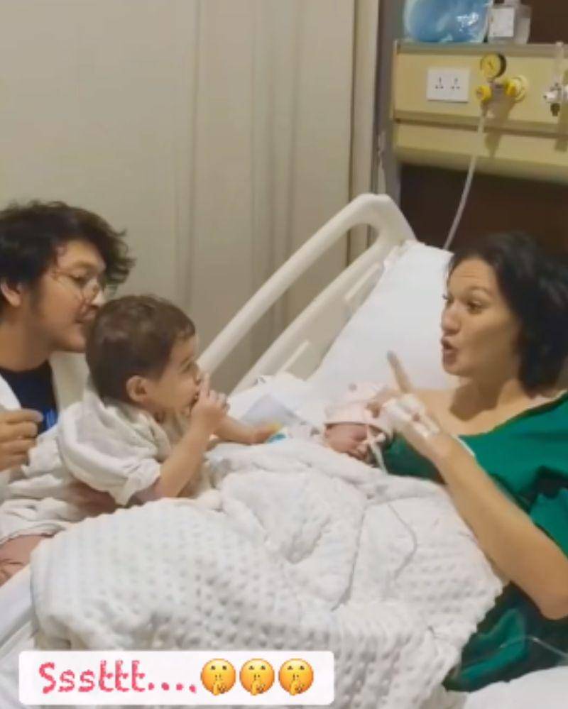 Instagram.com/@nadinelist